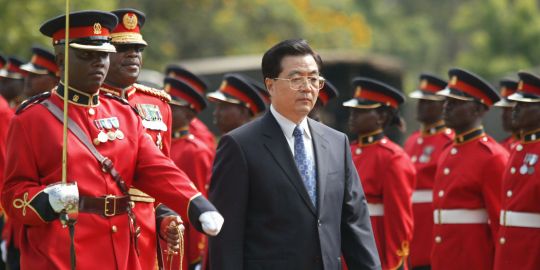 Tribune de *Francis Journot: « Il faut transférer de la Chine à l’Afrique, une part de la production industrielle »