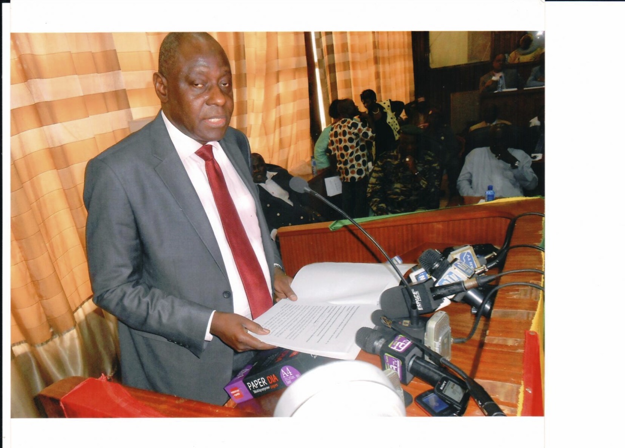 Exclusif: Louncény Nabé, Gouverneur de la Banque Centrale de Guinée