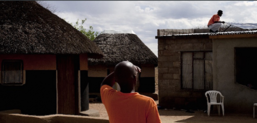Orange lance un programme d’électrification rurale en Afrique