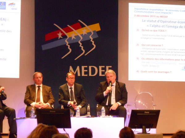 medef-douane-colloque-table-ronde-n-1