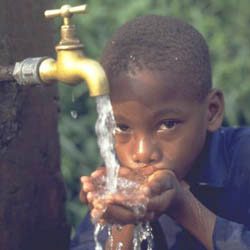 La Chine ouvre le robinet dans 9 villes du Cameroun