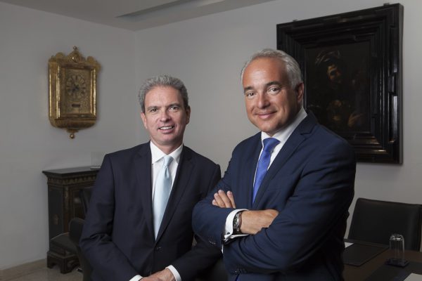 Mr Albert Alsina (à droite), PDG, et Mr Daniel Viñas (à gauche), partenaire de Mediterrania Capital