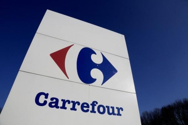 carrefour-gagne-plus-de-4-a-la-mi-seance