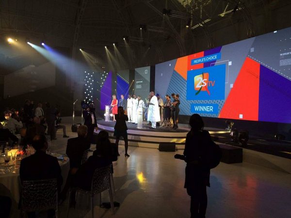 milan-la-2stv-primee-par-les-eutelsat-tv-awards-2016-video-618276