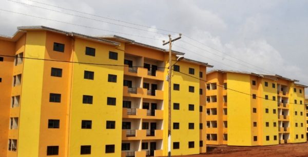 pl043928