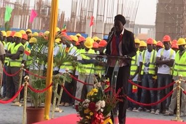 Macky Sall prend Coris Bank en exemple
