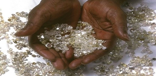 diamants_centrafrique_les_plumes_de_rca-515x250