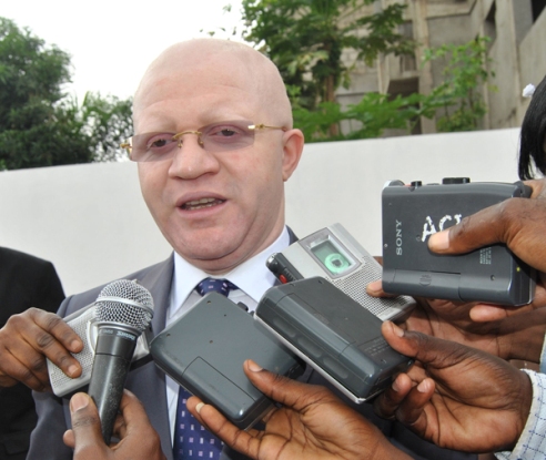thierry-moungalla-contre-attaque