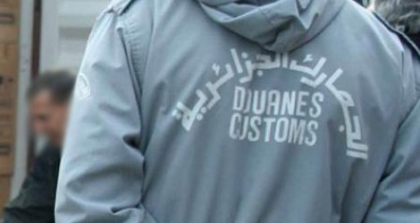 Algérie : 72 millions de dollars de devises de transferts illicites interceptés