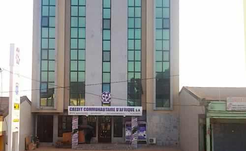0209-7846-au-cameroun-le-credit-communautaire-dafrique-poursuit-son-projet-de-mutation-en-banque_l