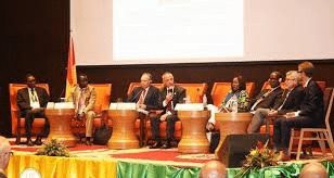 Industrie de la bauxite, enjeux et défis de la transformation pour la Guinée