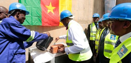 Cameroun : le président de la BAD pose la première pierre de l’usine de pied du barrage de Lom Pangar