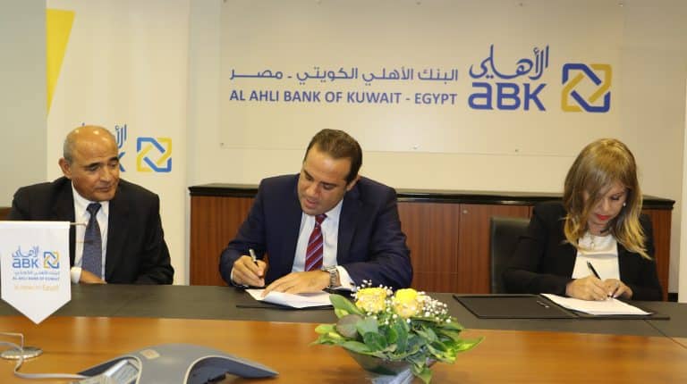 Egypte : ABK-Egypte signe un accord avec EFG Hermes Leasing pour soutenir les PME
