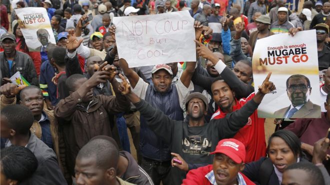 Zimbabwe: ultimatum de 24 heures donné à Robert Mugabe