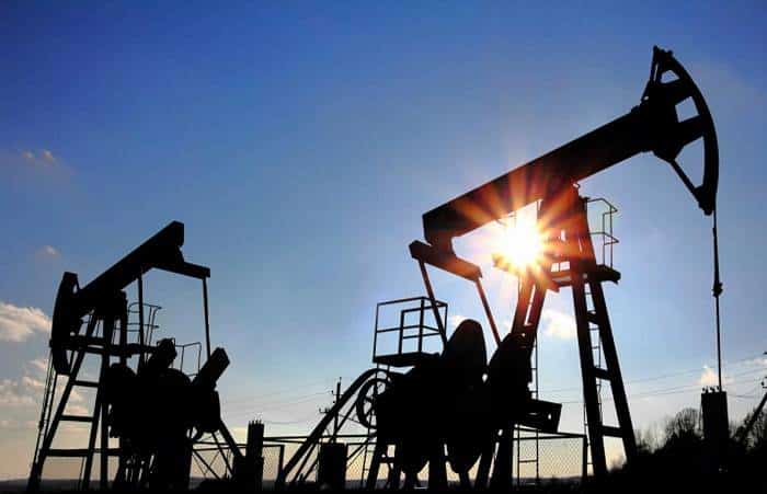 Banque mondiale : le baril de pétrole coûtera 56 dollars en 2018, contre 53 dollars en 2017