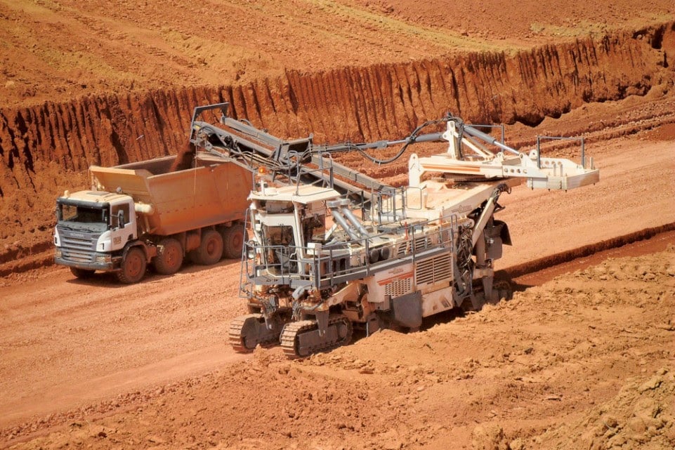 Guinée : AMR démarre la production sur son site de Boké