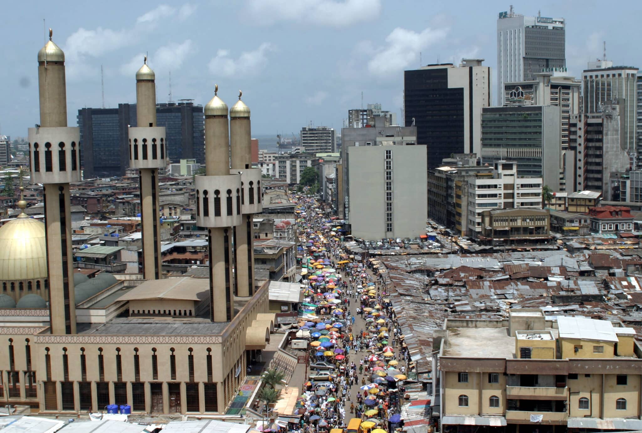 In Nigeria, Azimo Launches Instant 7 7 Cash Transfer Service on XNUMX