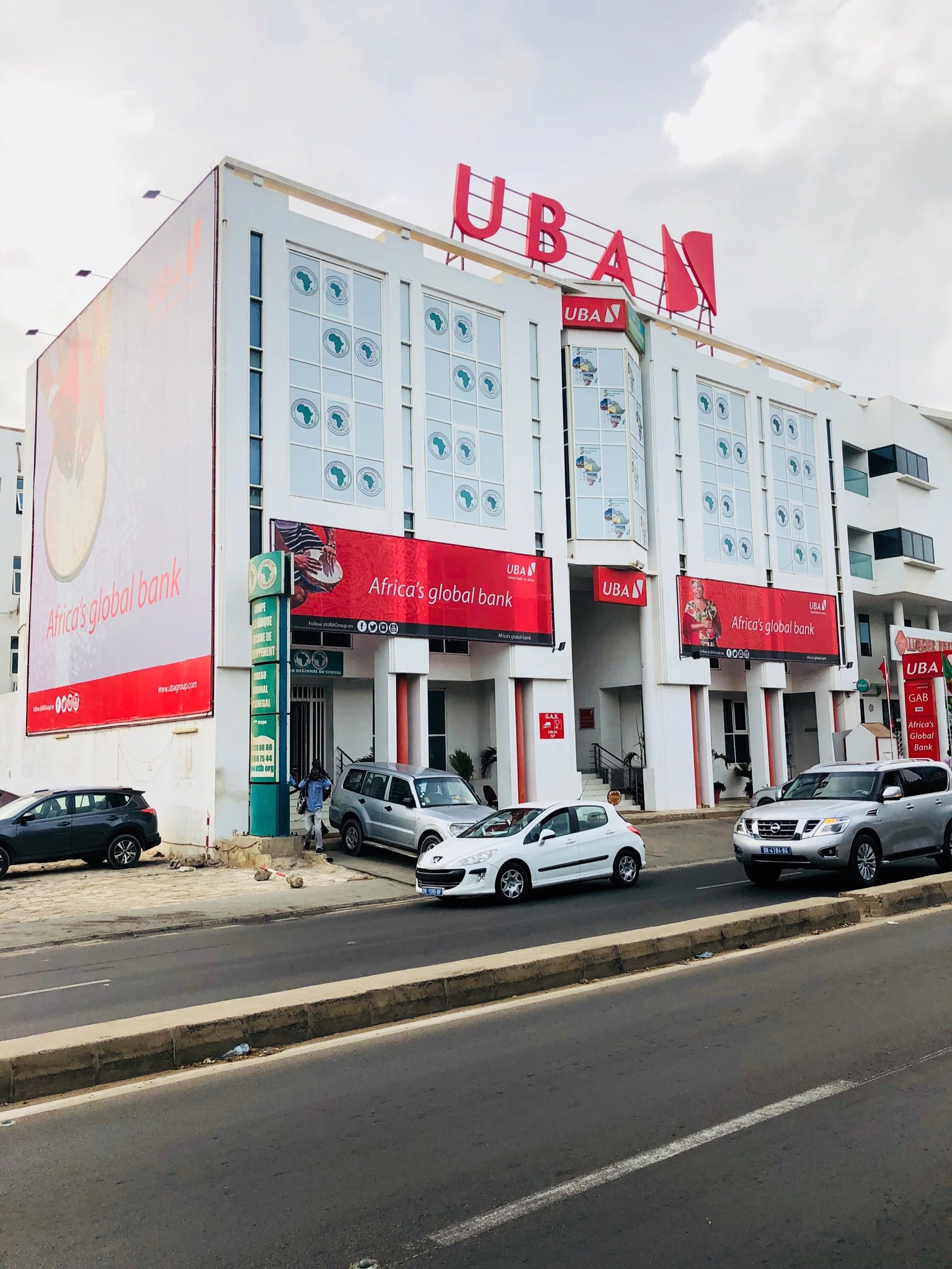 Fitch rétrograde UBA Sénégal en raison du Covid-19