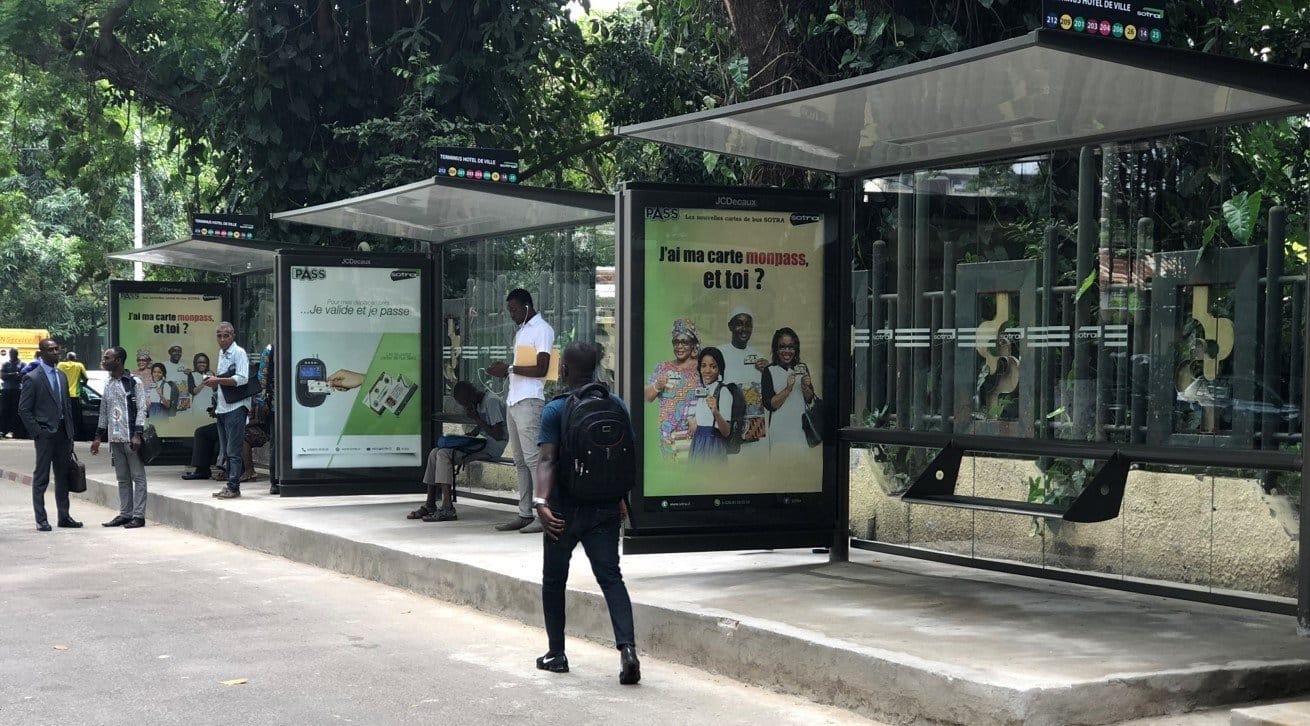 Côte d’Ivoire : JCDecaux remporte deux contrats avec la SOTRA et la commune de Cocody
