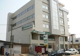 BOA Bénin maintient sa note à court et à long terme (Bloomfield).