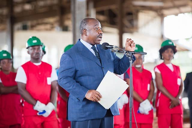 Gabon : Ali Bongo annonce une date butoir pour la certification du bois