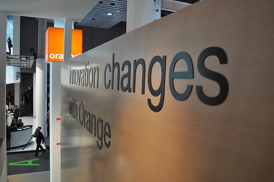 En France, Orange rappelé à ses obligations