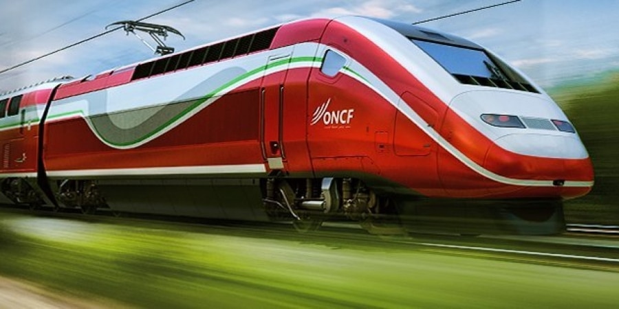 Maroc: le  premier TGV d&rsquo;Afrique livré en présence d&rsquo;Emmanuel Macron
