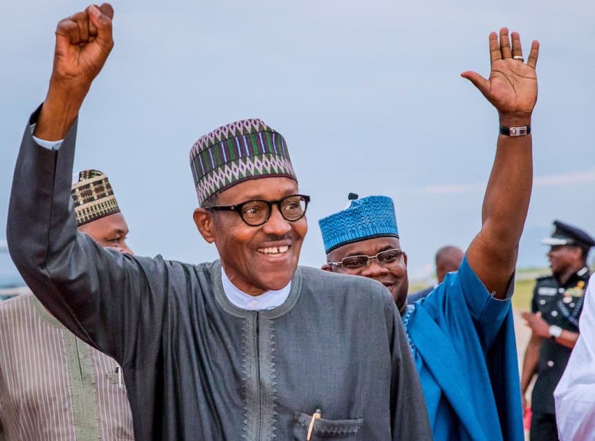 Bousculé par l’inflation à deux chiffres, le  Nigeria augmente le  salaire minimum