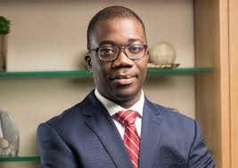 Ghana : Julian Kingsley Opuni nommé à la tête de Fidelity Bank