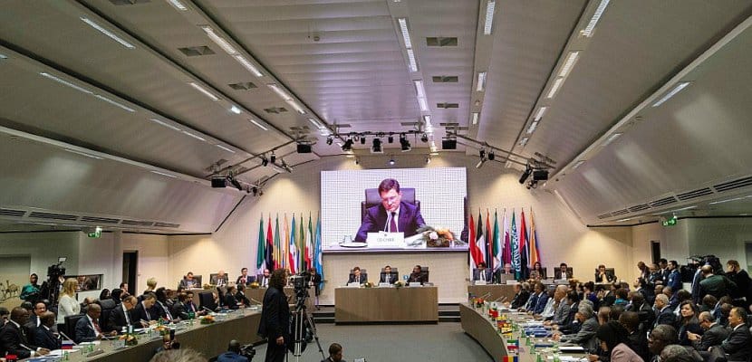 Sans surprise, l’OPEP décide d’une baisse de la production pétrolière