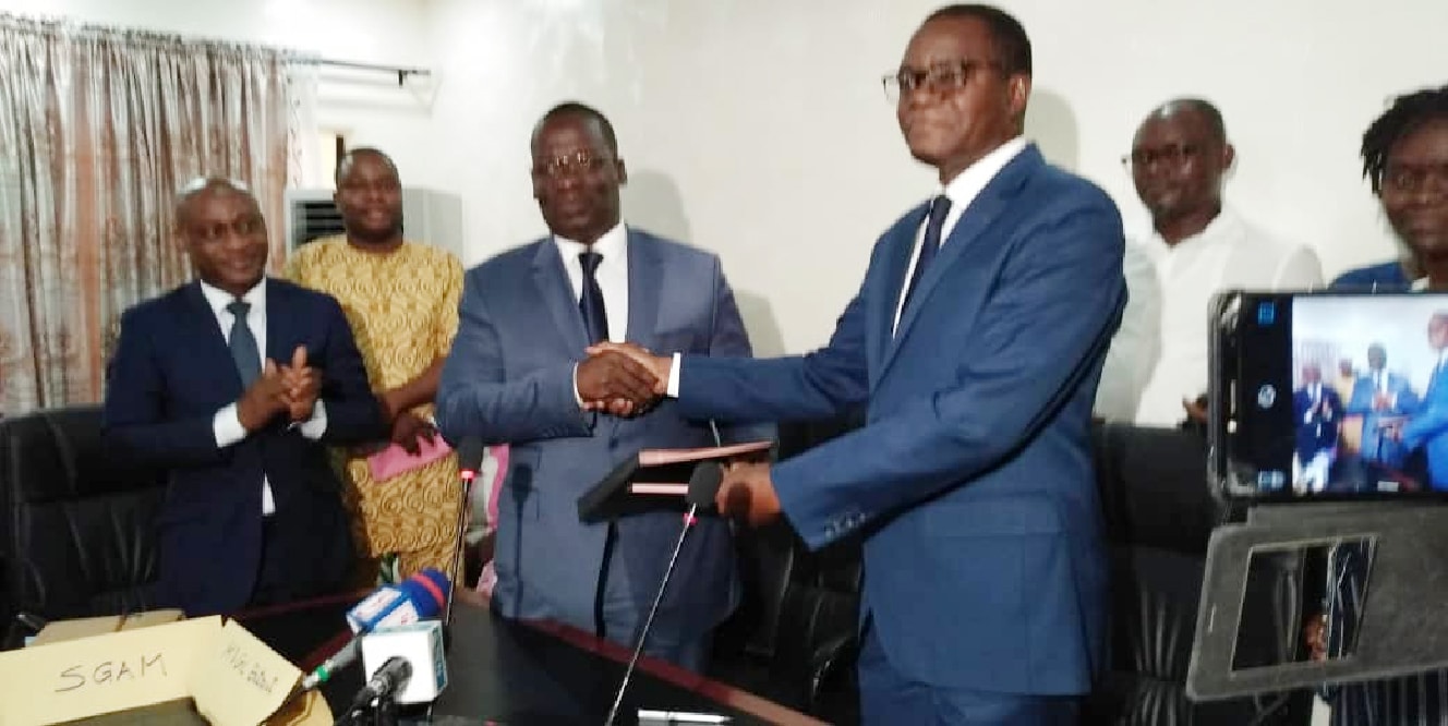 Bénin: un ministre limogé