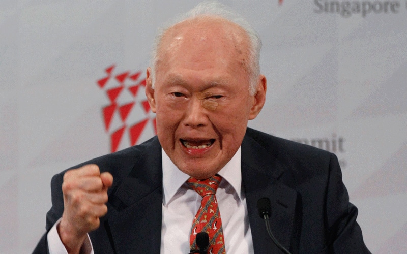 Lee Kuan Yew, un père fouettard  éclairé (qu&rsquo;il faut à l&rsquo;Afrique?)