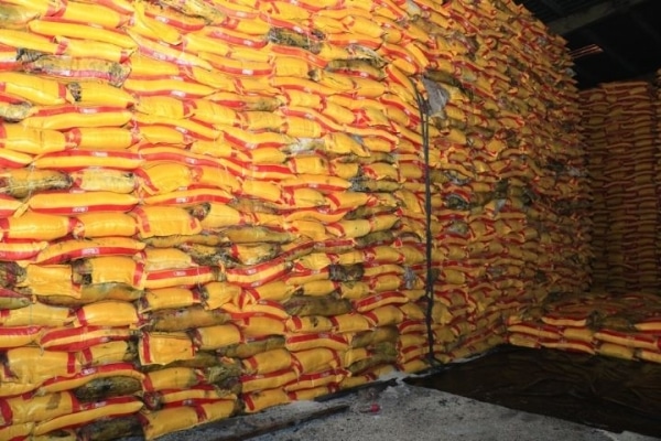 La Côte d&rsquo;Ivoire détruit  de 18.OOO tonnes de riz avarié