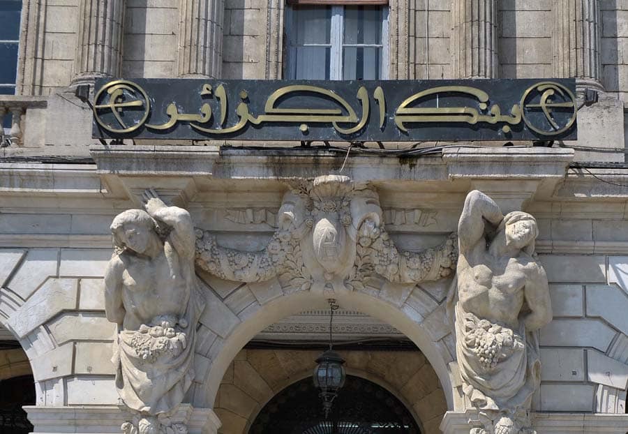 Algérie: pas de restriction de mouvements pour les  banquiers