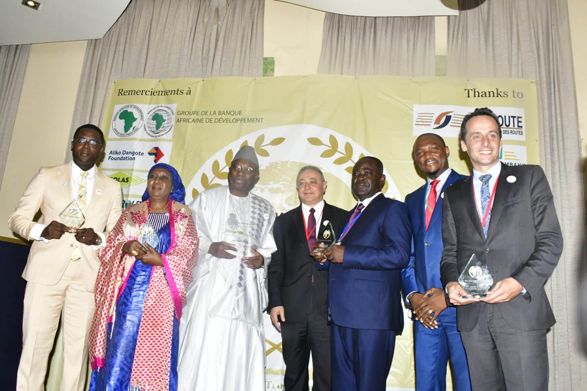 Le super trophée Babacar Ndiaye remis à  la Gambie