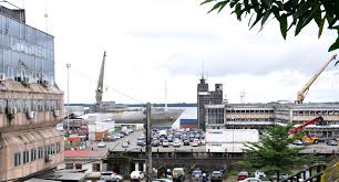 Port de Douala: le tandem Bolloré-Maersk revient-il dans la course?