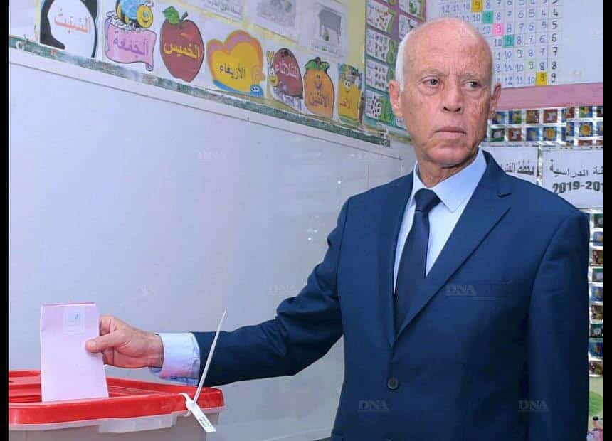 Tunisie : un islamo-conservateur à la magistrature suprême