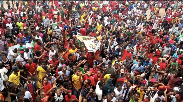 Guinée : des dizaines de milliers de personnes disent non au 3 ème mandat