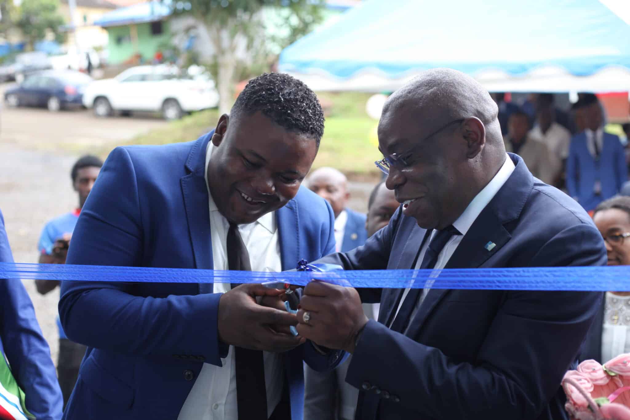 Fondation BGFIBank : L&rsquo;Ecole publique Balthazar ETEO du village Basile BUBI en Guinée Equatoriale, enfin sortie de terre !