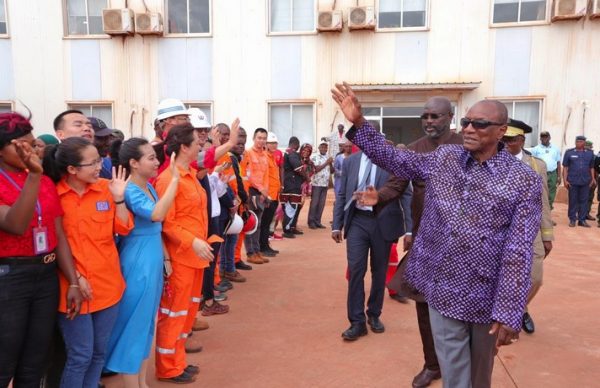 Guinée, attribution du Simandou à la SMB:  attention au revers de la médaille