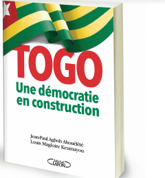 Livre: Togo, une démocratie en construction (Michel Lafon)