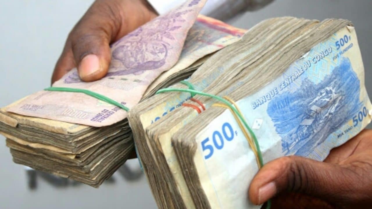 RDC : le franc congolais poursuit  sa dépréciation face au dollar américain