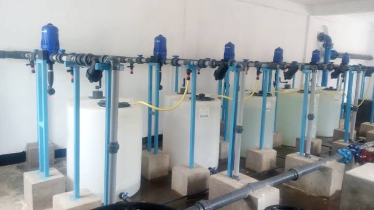 RDC : deux contrats signés pour la  construction de 28 systèmes de mini-réseaux d’alimentation en eau potable dans le Grand Kasaï