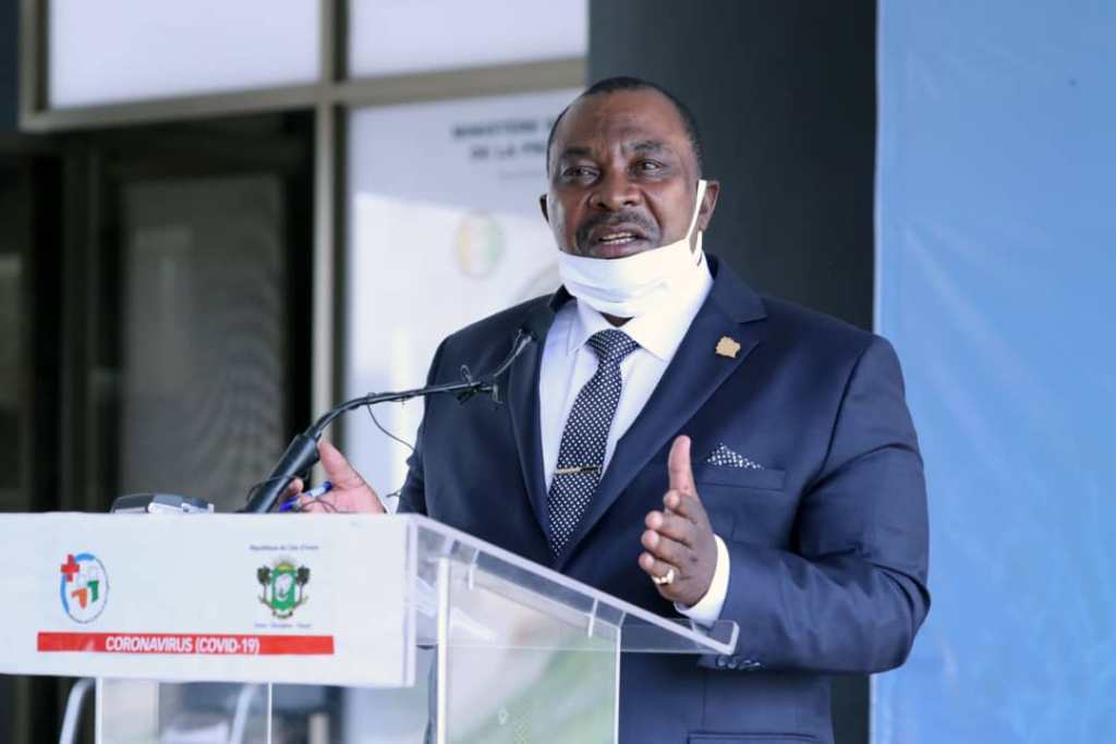 Covid-19: le gouvernement ivoirien envisage l’achat de 200.000 tonnes de noix de cajou aux producteurs