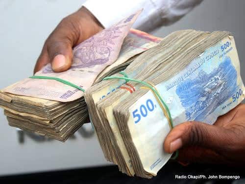 RDC : le gouvernement instruit la BCC de prendre des mesures contre la dépréciation du franc congolais