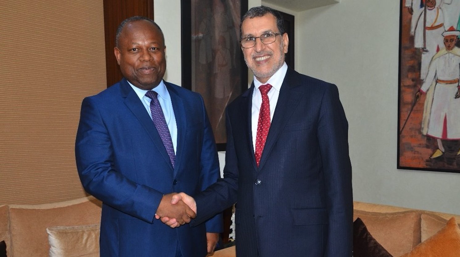 Africa50 fait don de 2,5 millions de DH au fonds de gestion Covid-19 du Maroc