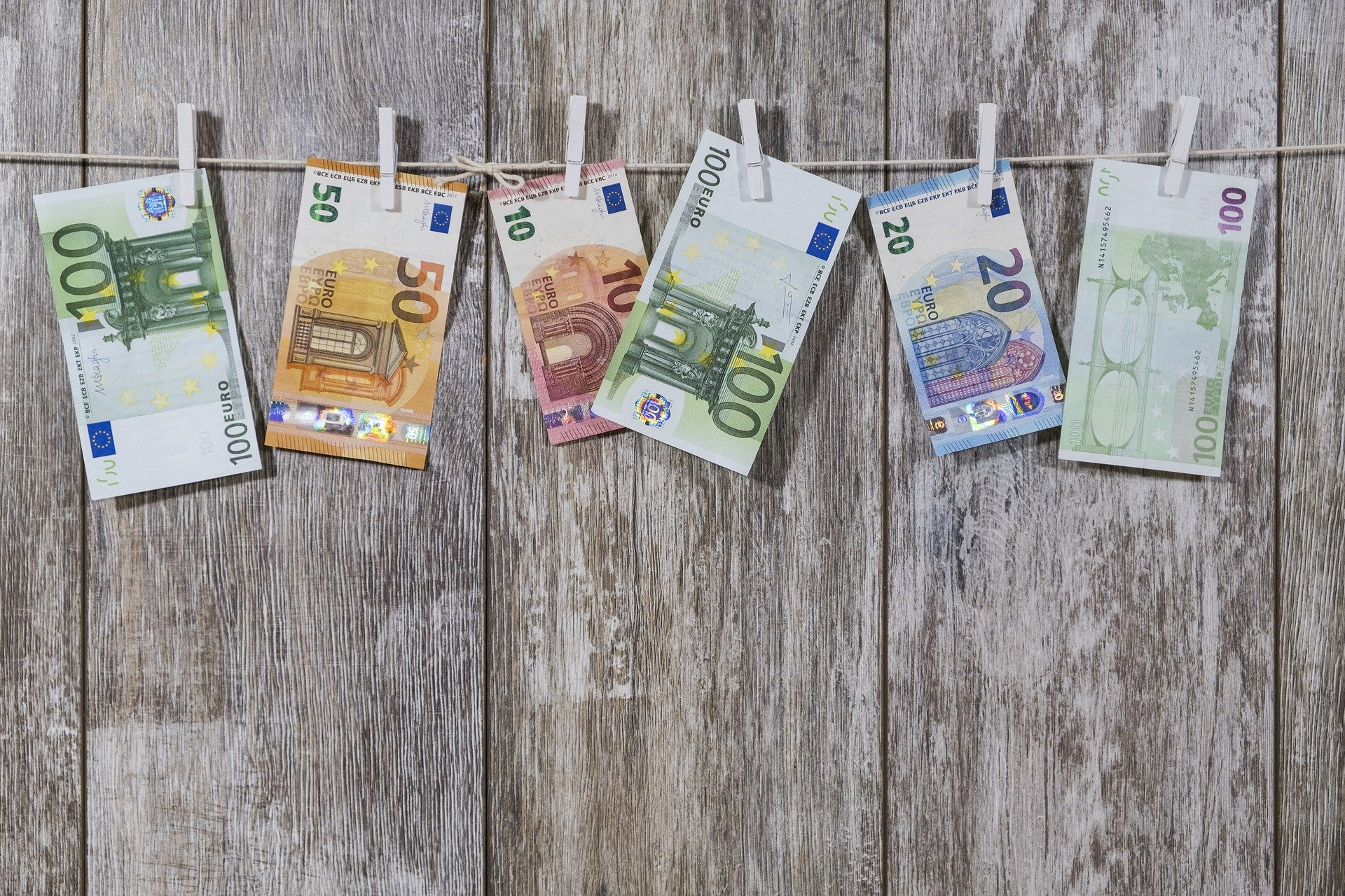La population bancarisée européenne dépasse les 400 millions, l’Allemagne et le Royaume-Uni en tête