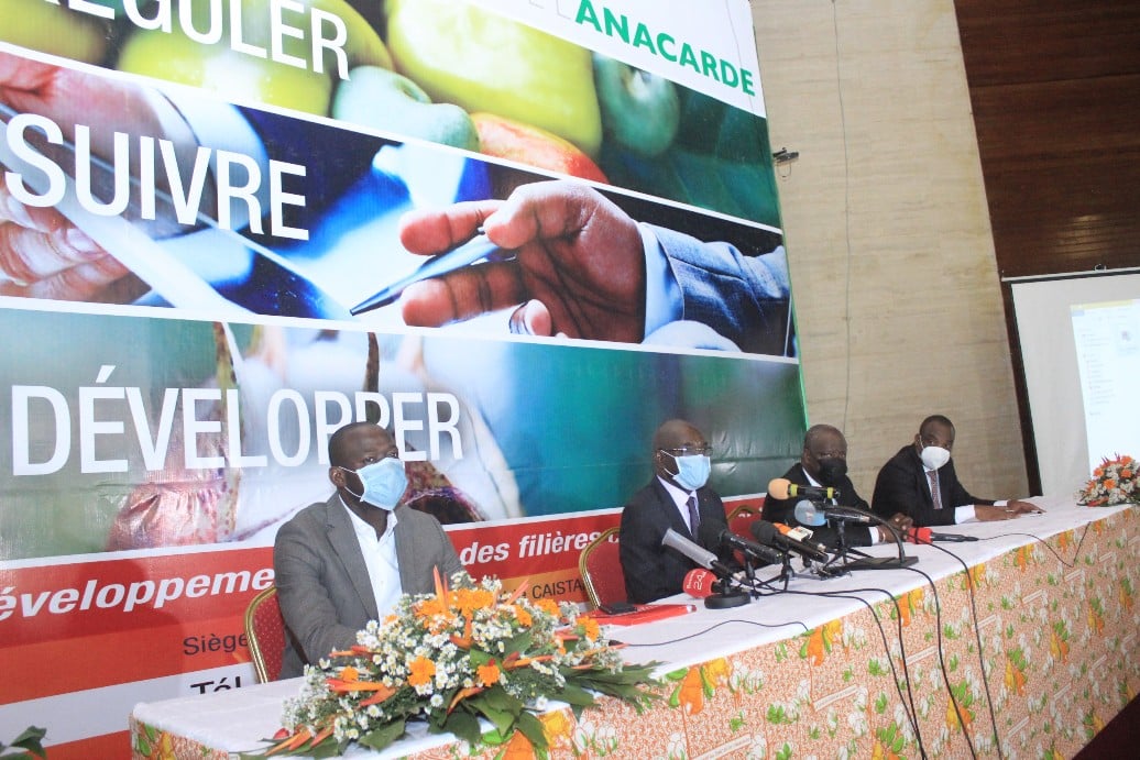 Côte d’Ivoire: l’impact de la pandémie de Covid-19 sur les filières coton et cajou