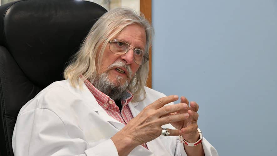 Bataille de l’hydroxychloroquine: Didier Raoult désavoué par des chercheurs français et chinois