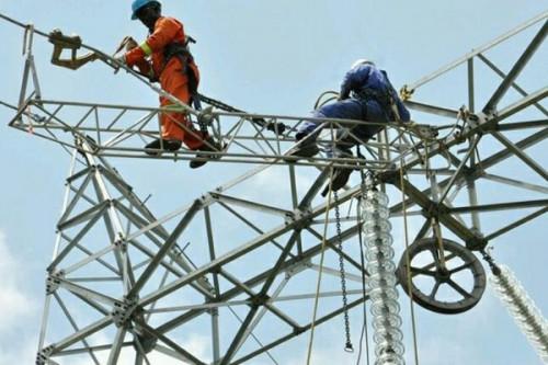 Banque mondiale et BAD : un premier jalon décisif vers les 300 millions d&rsquo;Africains électrifiés